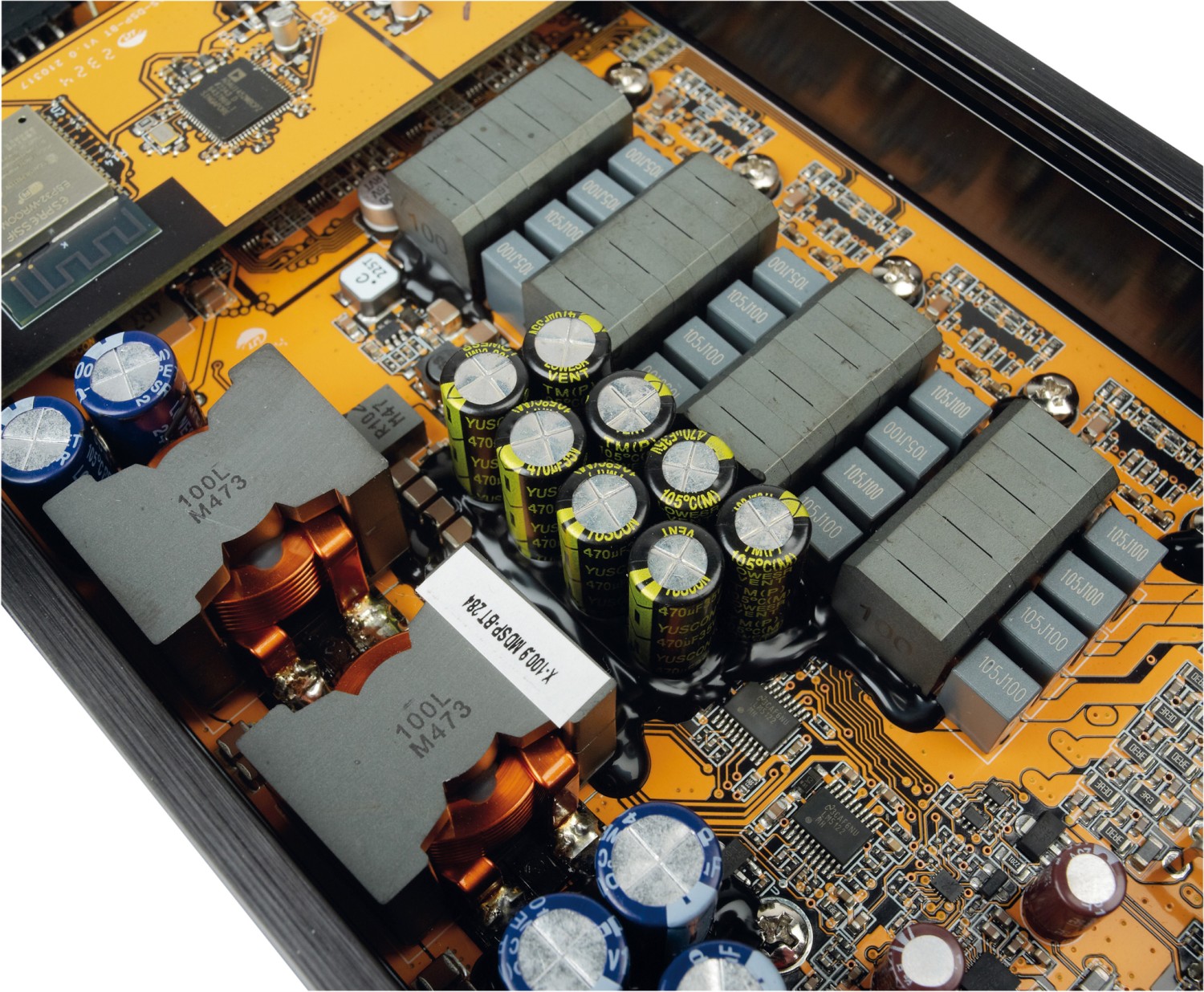Mini-Multi- Power: Audio System X-100.9 MDSP-BT, Bild 7 Car Hifi Endstufe Multikanal Audio System X-100.9 MDSP-BT im Test, Bild 7