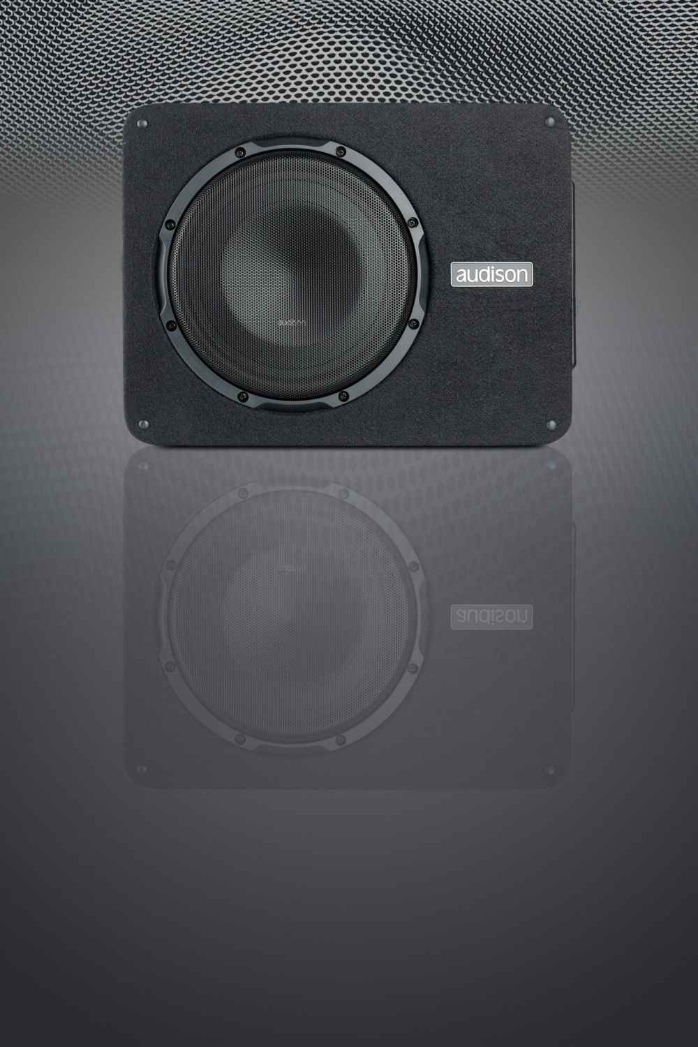 Test CarHifi Subwoofer Aktiv Audison APBX 10 AS sehr gut Bildergalerie Bild 1