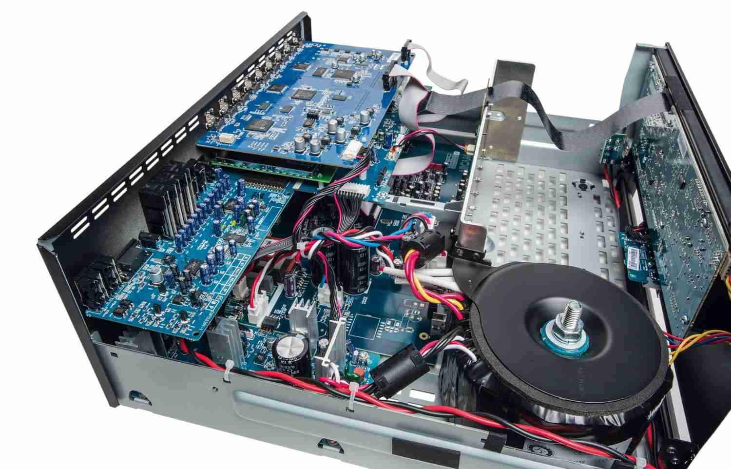 Musik-Maschine: Arcam AV950/P777, Bild 3 AV-Kombinationen Arcam AV950/P777 im Test, Bild 3