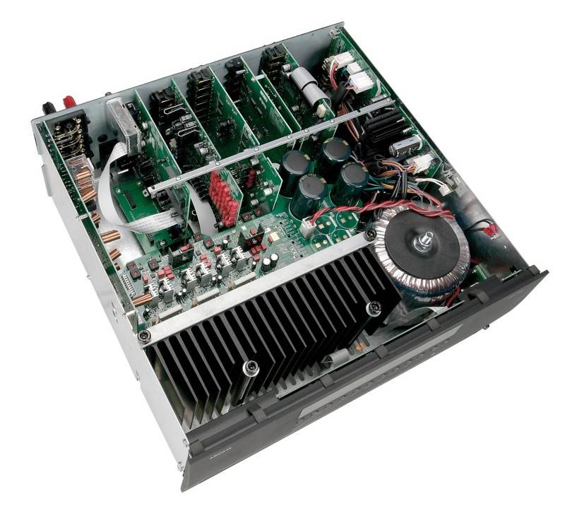 Kronprinz: Arcam AVR500, Bild 3 AV-Receiver Arcam AVR500 im Test, Bild 3