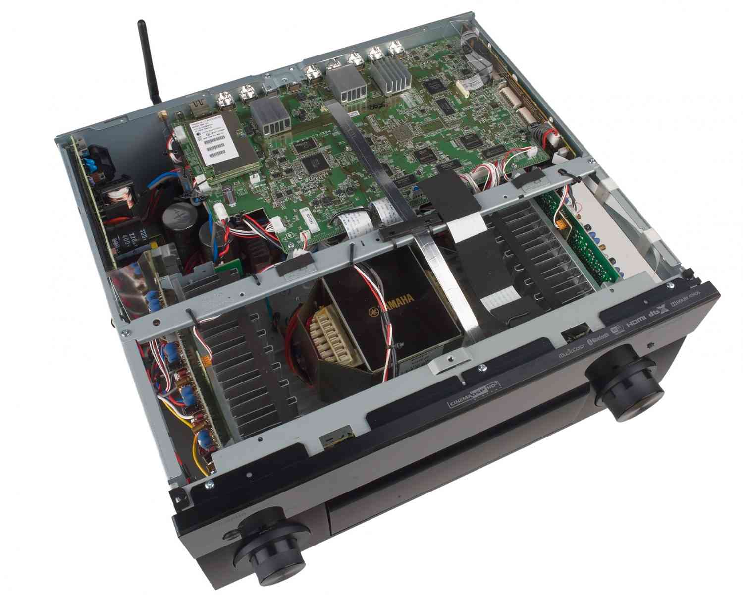 Die goldene Mitte: Yamaha RX-A1070, Bild 6 AV-Receiver Yamaha RX-A1070 im Test, Bild 6