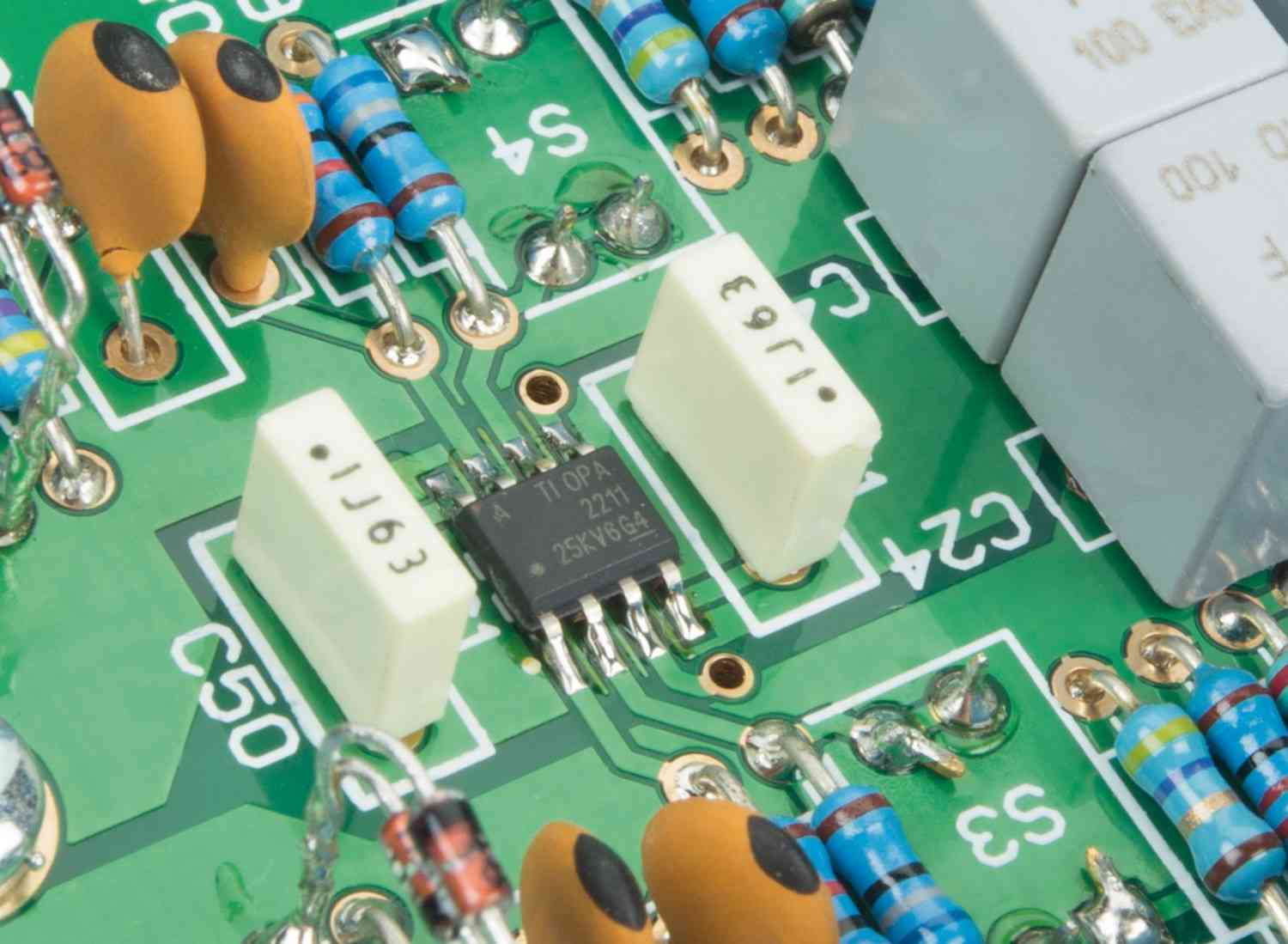 Pulsierend: Avid Pulsus, Bild 7 Phono Vorstufen Avid Pulsus im Test, Bild 7