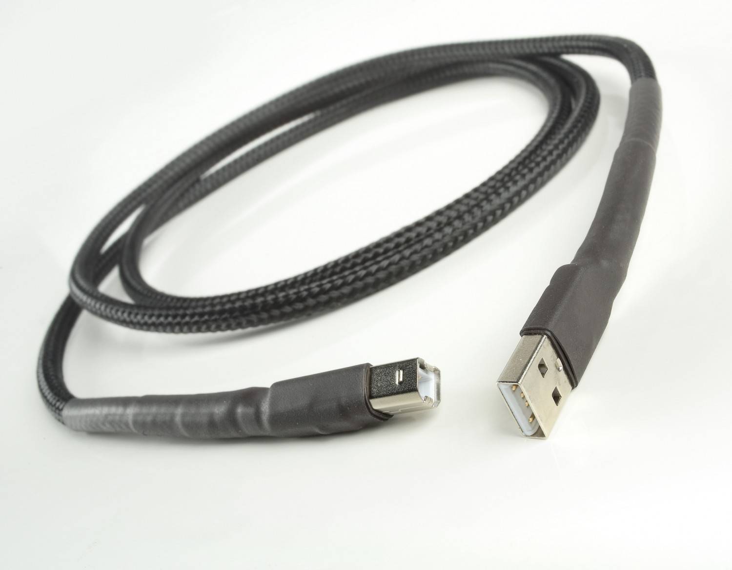 Edles für das Edelste: Axmann Audio USB-Silberkabel Axiom 3, Bild 1 Zubehör HiFi Axmann Audio USB-Silberkabel Axiom 3 im Test, Bild 1