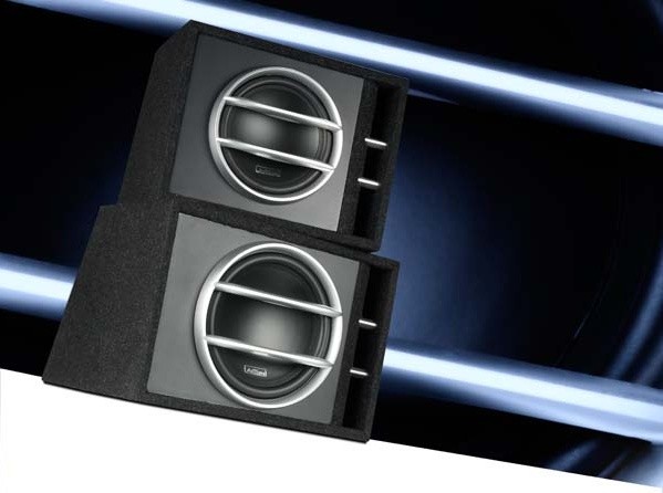 Serientest: Axton AXB25, Axton AXB30, Bild 1 Car-Hifi Subwoofer Gehäuse Axton AXB25, Axton AXB30 im Test , Bild 1