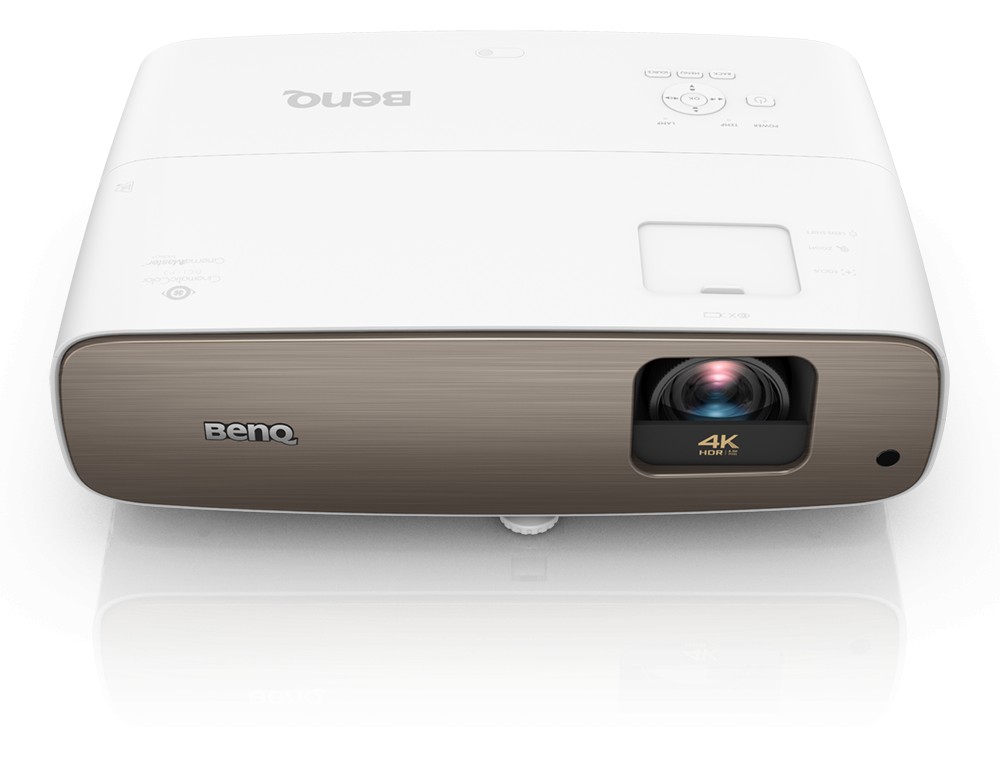 Plug and Beam: BenQ W2700, Bild 8 Beamer BenQ W2700 im Test, Bild 8