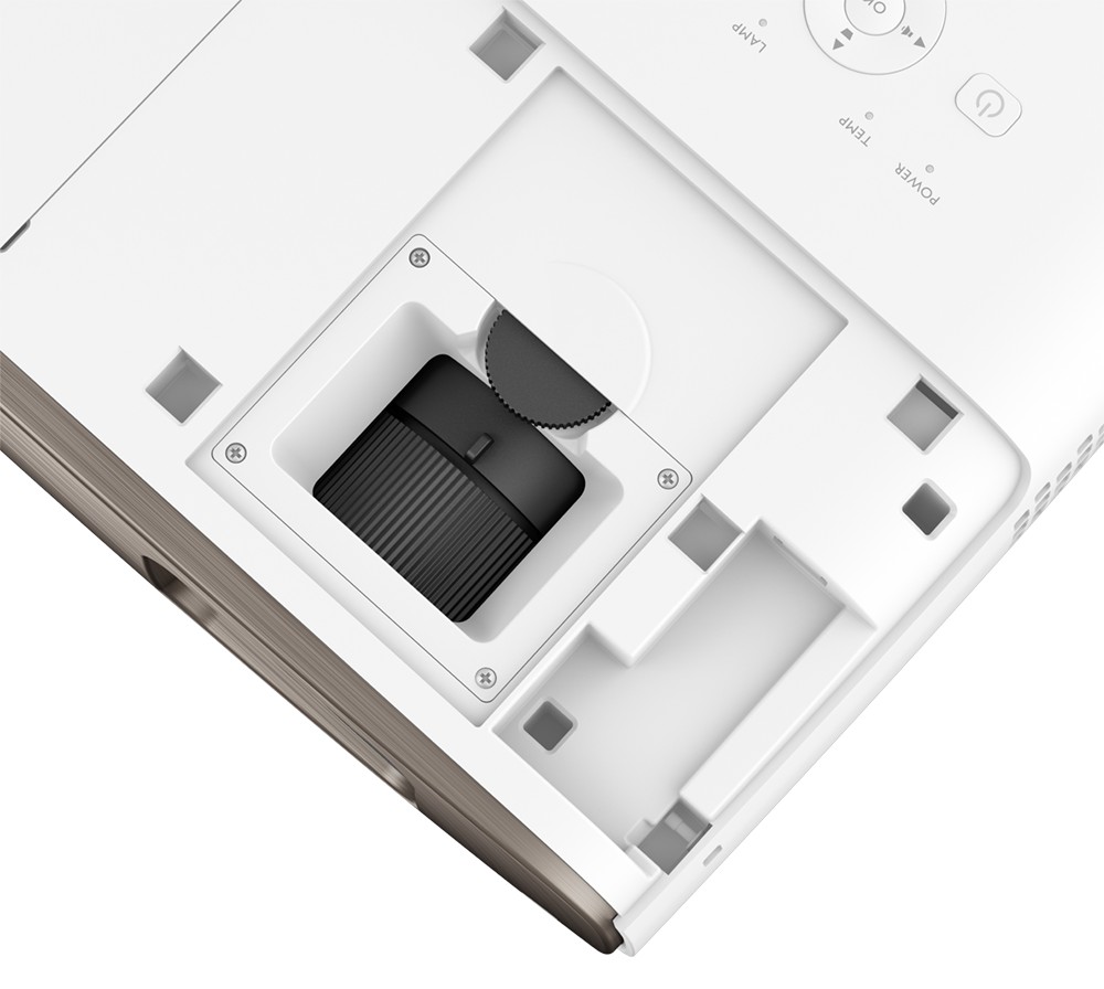 Plug and Beam: BenQ W2700, Bild 9 Beamer BenQ W2700 im Test, Bild 9