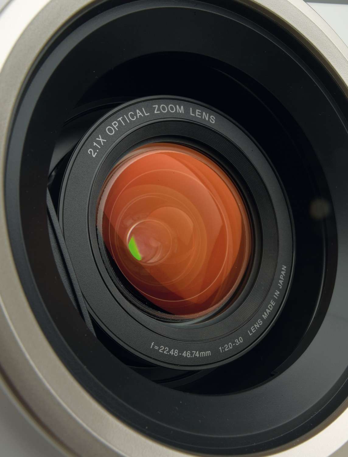 Kampfansage: Epson EH-TW7300, Bild 2 Beamer Epson EH-TW7300 im Test, Bild 2