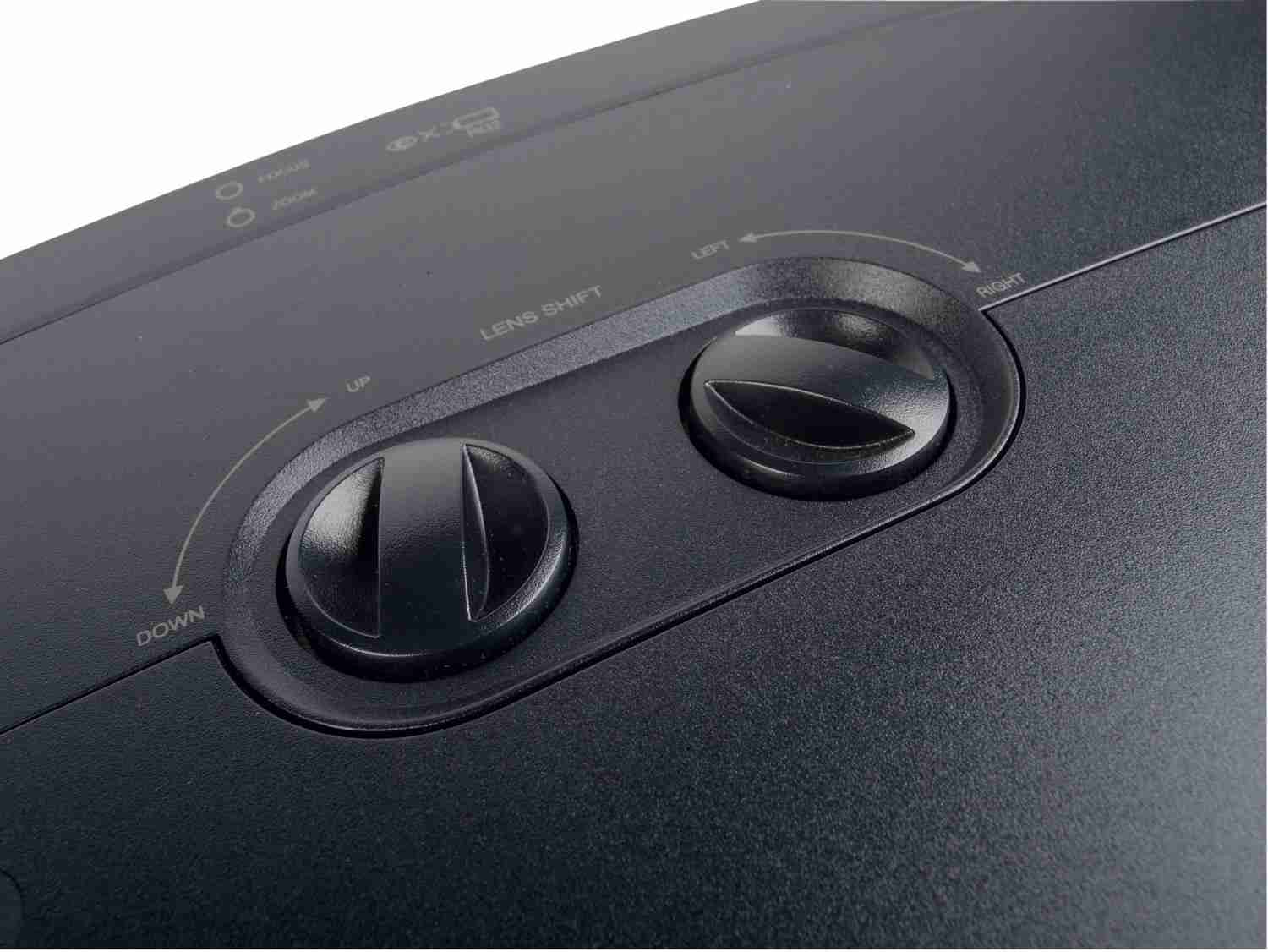 LX-UH1 – erster DLP Heimkino-Beamer mit 4K von JVC: JVC LX-UH1, Bild 2 Beamer JVC LX-UH1 im Test, Bild 2