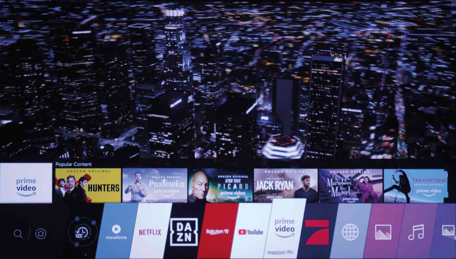 LG HU70LS CineBeam – High End Multimedia Beamer: LG Largo4K HU70LS, Bild 3 Beamer LG Largo4K HU70LS im Test, Bild 3