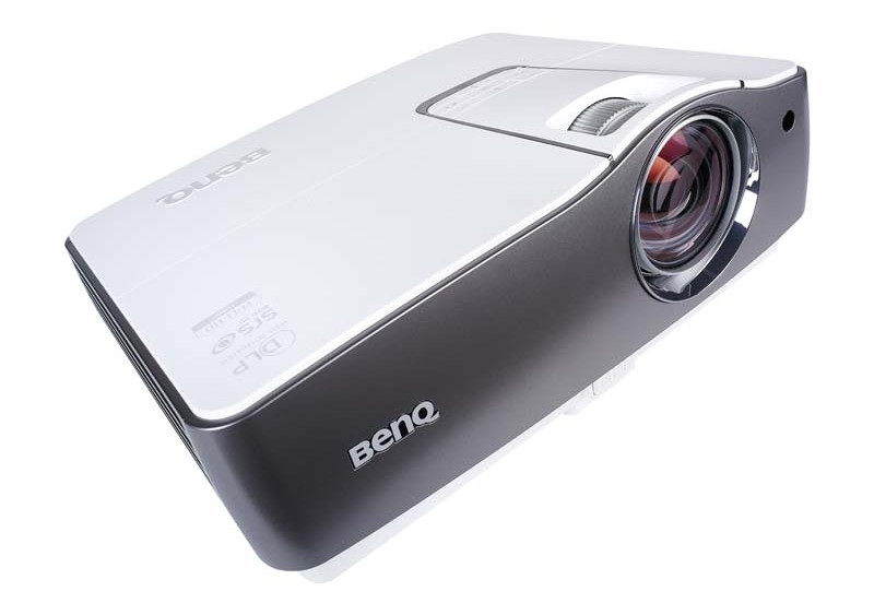 Klassenprimus: BenQ W1200, Bild 1 Beamer BenQ W1200 im Test, Bild 1