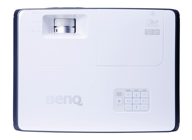 Beamer BenQ W700+ im Test, Bild 3