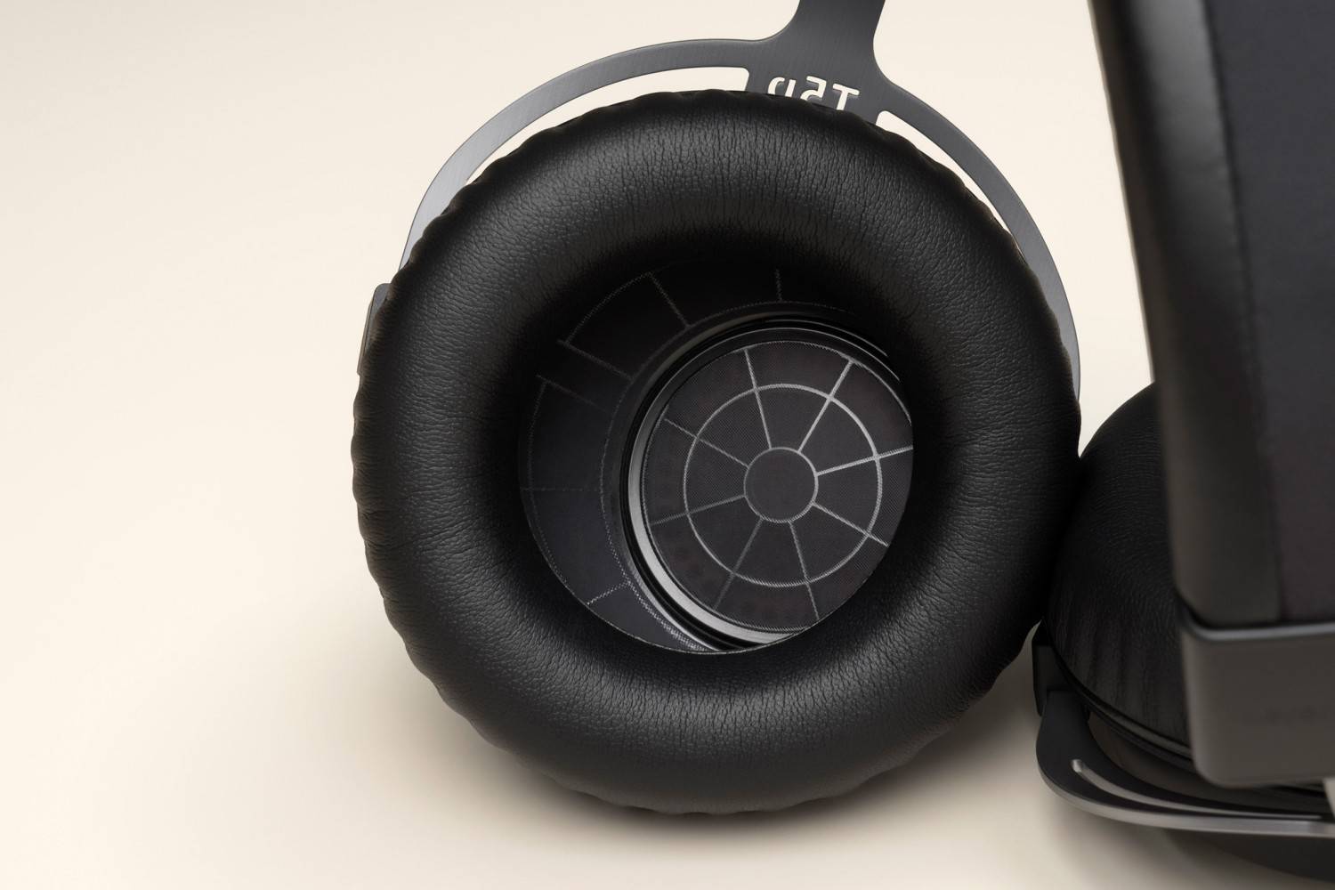 Kopfhörer Hifi Beyerdynamic T 5 p, Chord Mojo im Test , Bild 3