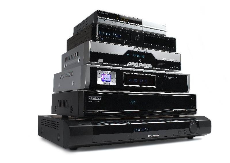 Vergleichstest: Brillante TV-Bilder in Ihrem Wohnzimmer, Bild 1 Sat Receiver ohne Festplatte: Brillante TV-Bilder in Ihrem Wohnzimmer, Bild 1