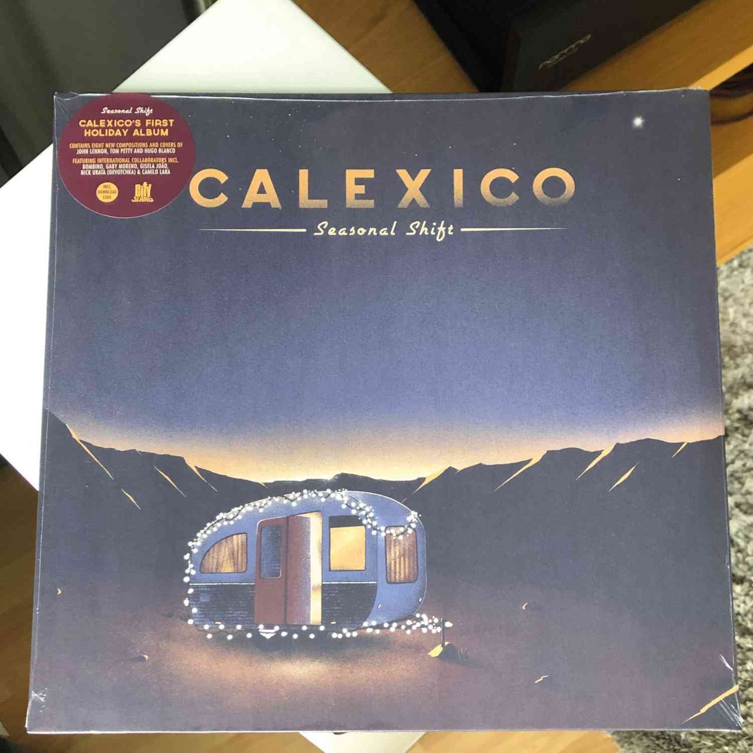 Americana Folk Pop - Calexico â Seasonal Shift: Calexico â Seasonal Shift (City Slang), Bild 1 Schallplatte Calexico â Seasonal Shift (City Slang) im Test, Bild 1