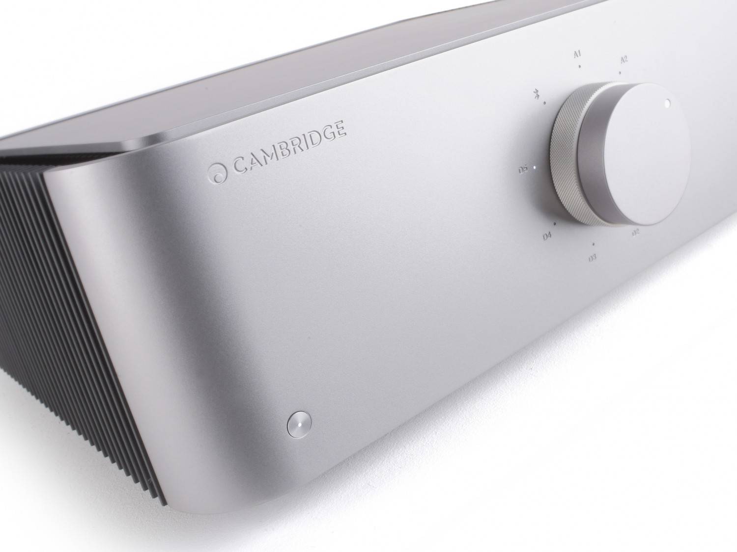Cambridge Audio Edge A - Scharfkantig Cambridge Audio Edge A - Scharfkantig