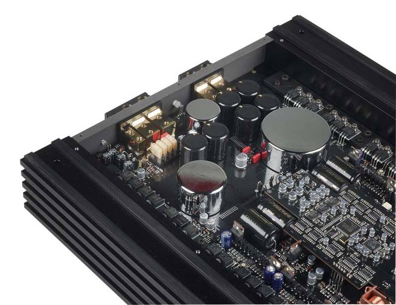 Perfekte Kombination: Brax NOX4 DSP, Bild 5 Car-HiFi Endstufe 4-Kanal Brax NOX4 DSP im Test, Bild 5