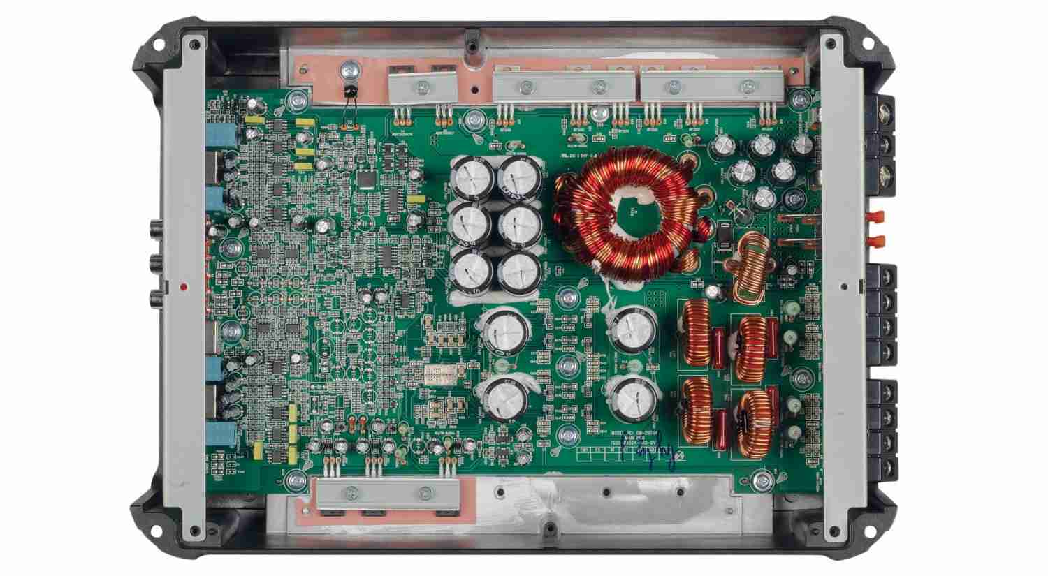 Pioneer GM-D9704, Bild 28 Car-HiFi Endstufe 4-Kanal Pioneer GM-D9704 im Test, Bild 28