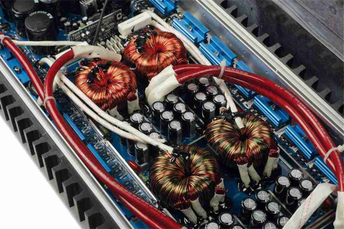 Das volle Brett: Hifonics BRX12000D, Bild 5 Car-HiFi Endstufe Mono Hifonics BRX12000D im Test, Bild 5