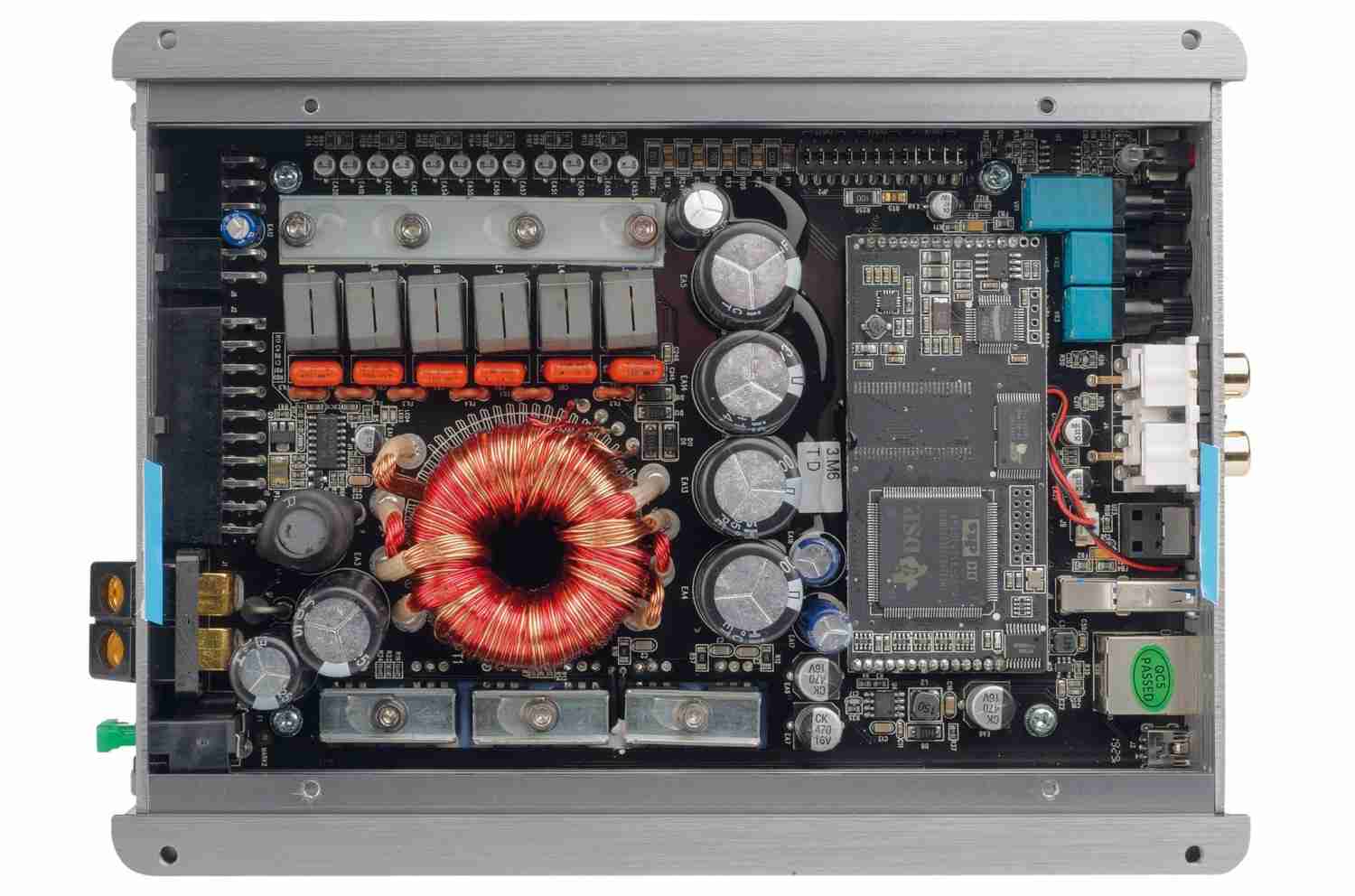 Musway M6v2 – 6-Kanal-DSP-Endstufe neu aufgelegt: Musway M6v2, Bild 5 Car HiFi Endstufe Multikanal Musway M6v2 im Test, Bild 5