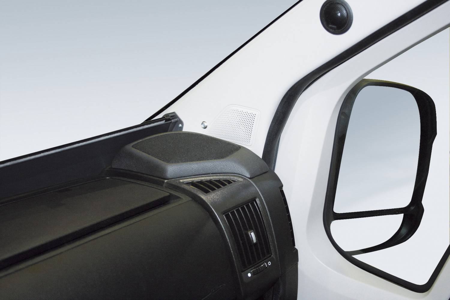 Sitzt und passt: Jehnert Fiat Ducato – Soundpaket, Bild 4 Car-Hifi sonstiges Jehnert Fiat Ducato – Soundpaket im Test, Bild 4