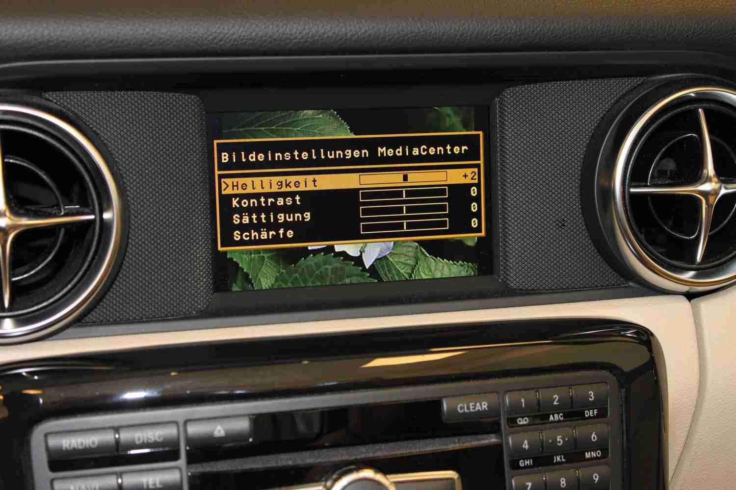 Multimedia für Mercedes: XCar-Style luukbox, Bild 3 Car-Hifi sonstiges XCar-Style luukbox im Test, Bild 3