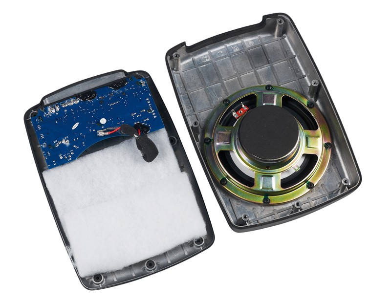 ESX Q200a, Bild 2 Car-Hifi Subwoofer Aktiv ESX Q200a im Test, Bild 2