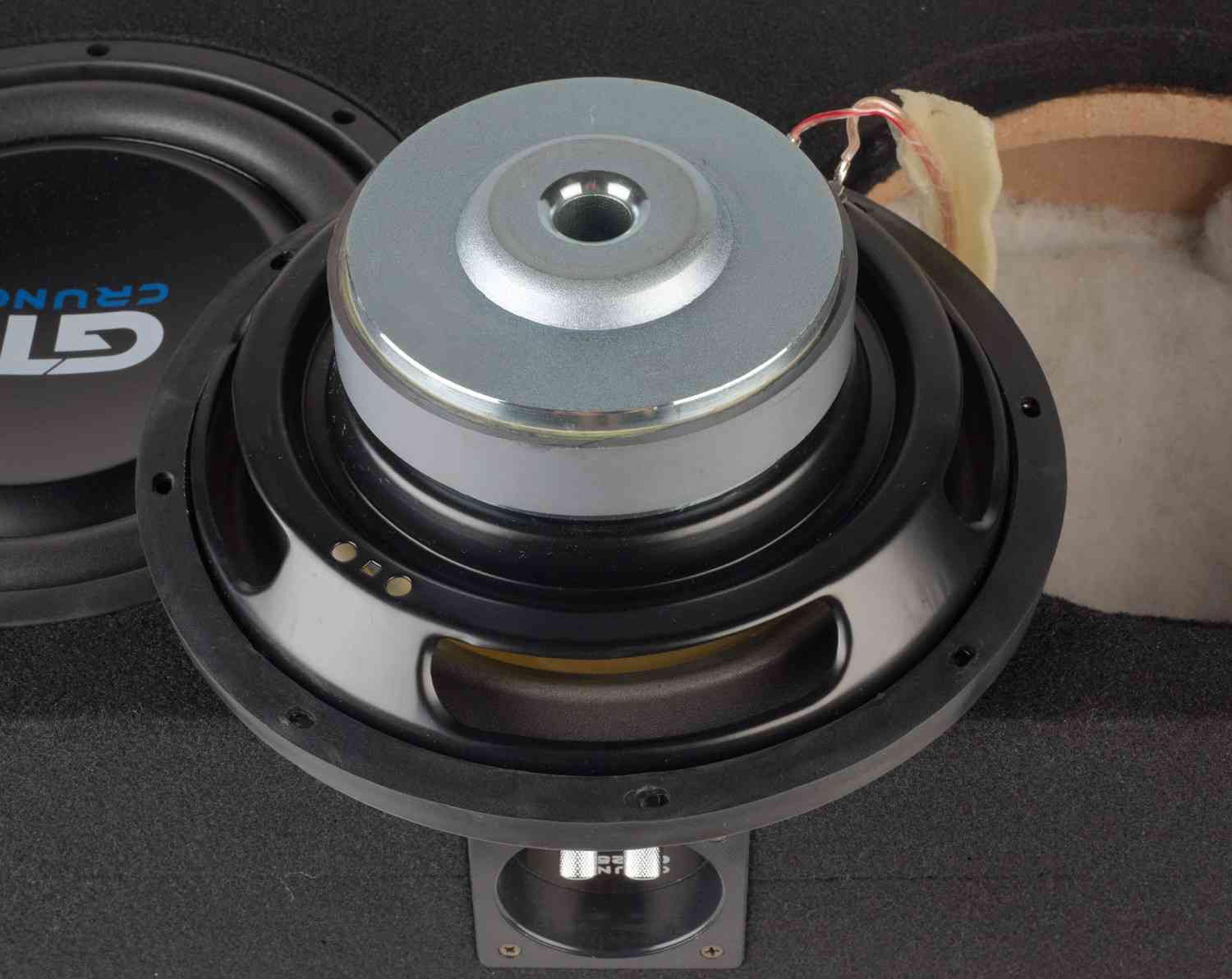 Car Hifi Subwoofer Gehäuse Crunch GTi200S, Crunch GTi250S, Crunch GTi300T im Test , Bild 6