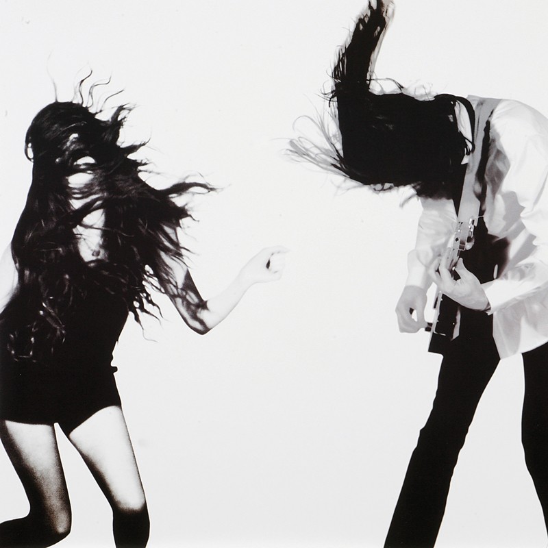 Cults – Cults: Cults – Cults (Columbia), Bild 1 Schallplatte Cults – Cults (Columbia) im Test, Bild 1