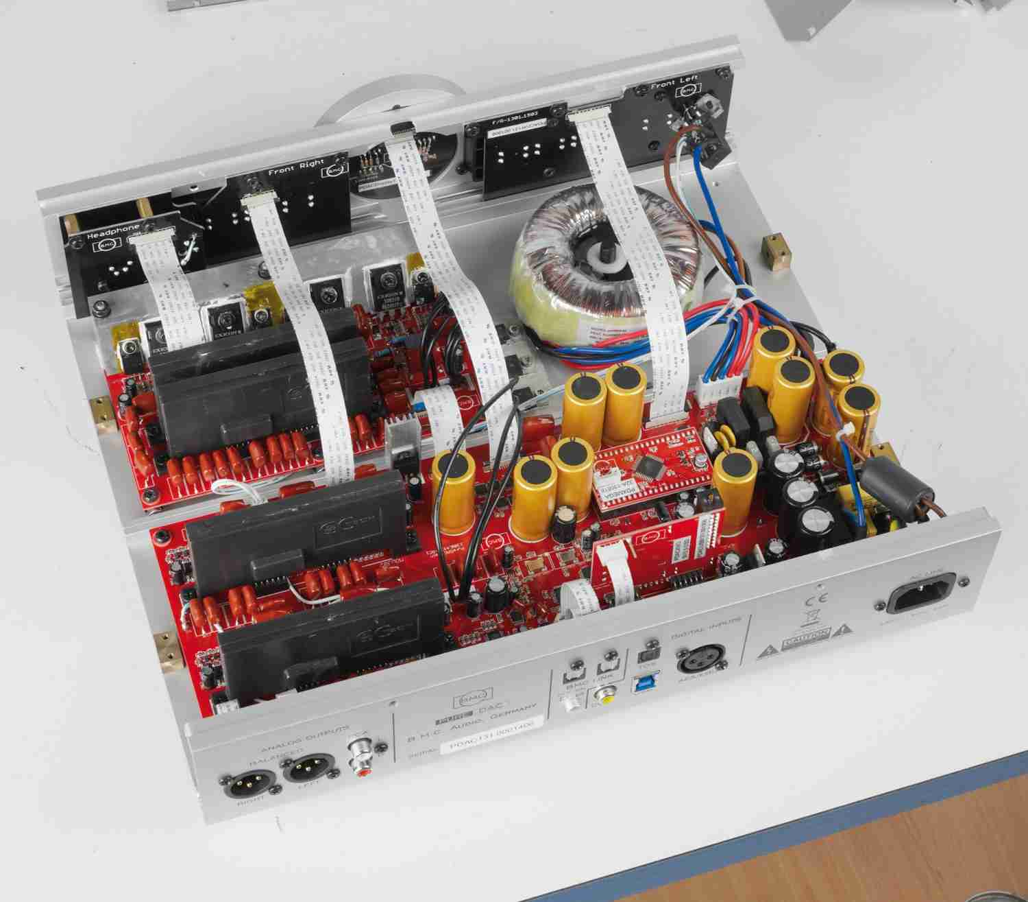 Die Strompumpe: B.M.C. Audio PureDAC, Bild 7 D/A-Wandler B.M.C. Audio PureDAC im Test, Bild 7