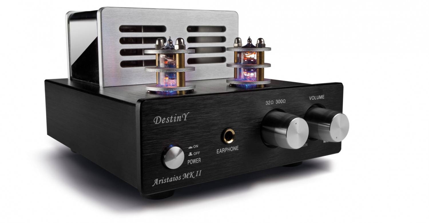 Mit großem Y!: Destiny Audio Aristaios MkII, Bild 1 Kopfhörerverstärker Destiny Audio Aristaios MkII im Test, Bild 1