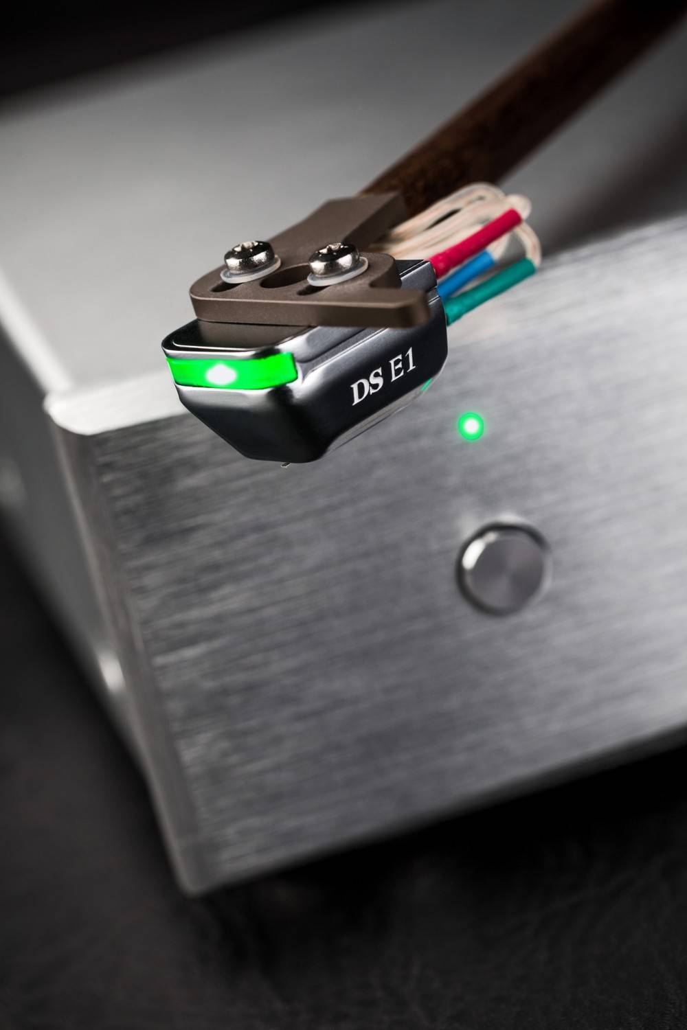 Halbe Portion, voller Genuss: DS Audio DS E1, Bild 1 Tonabnehmer DS Audio DS E1 im Test, Bild 1