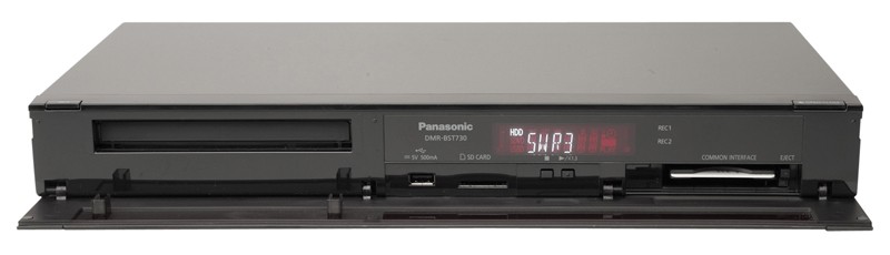 Rundum-sorglos-Paket: Panasonic DMR-BST730, Bild 4 Blu-ray-Rekorder Panasonic DMR-BST730 im Test, Bild 4