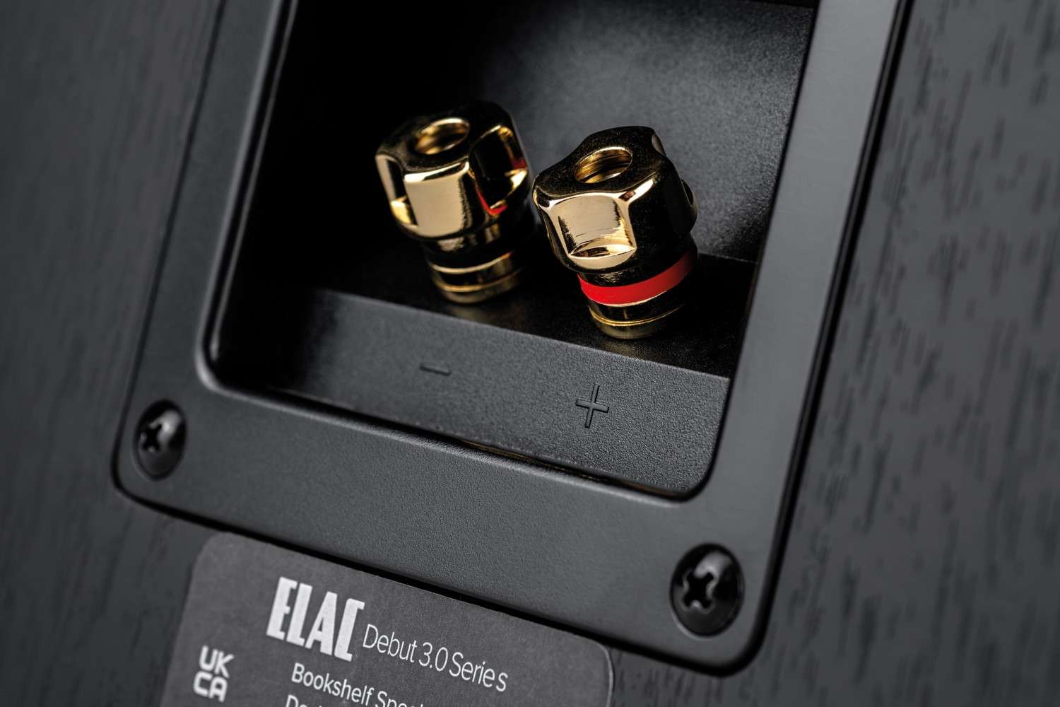 Gehobener Einstieg: Elac Debut 3.0 DB5.3-BK, Bild 8 Lautsprecher Stereo Elac Debut 3.0 DB5.3-BK im Test, Bild 8