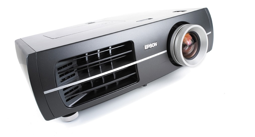 Rattenscharf: Epson EH-TW5500, Bild 1 Beamer Epson EH-TW5500 im Test, Bild 1
