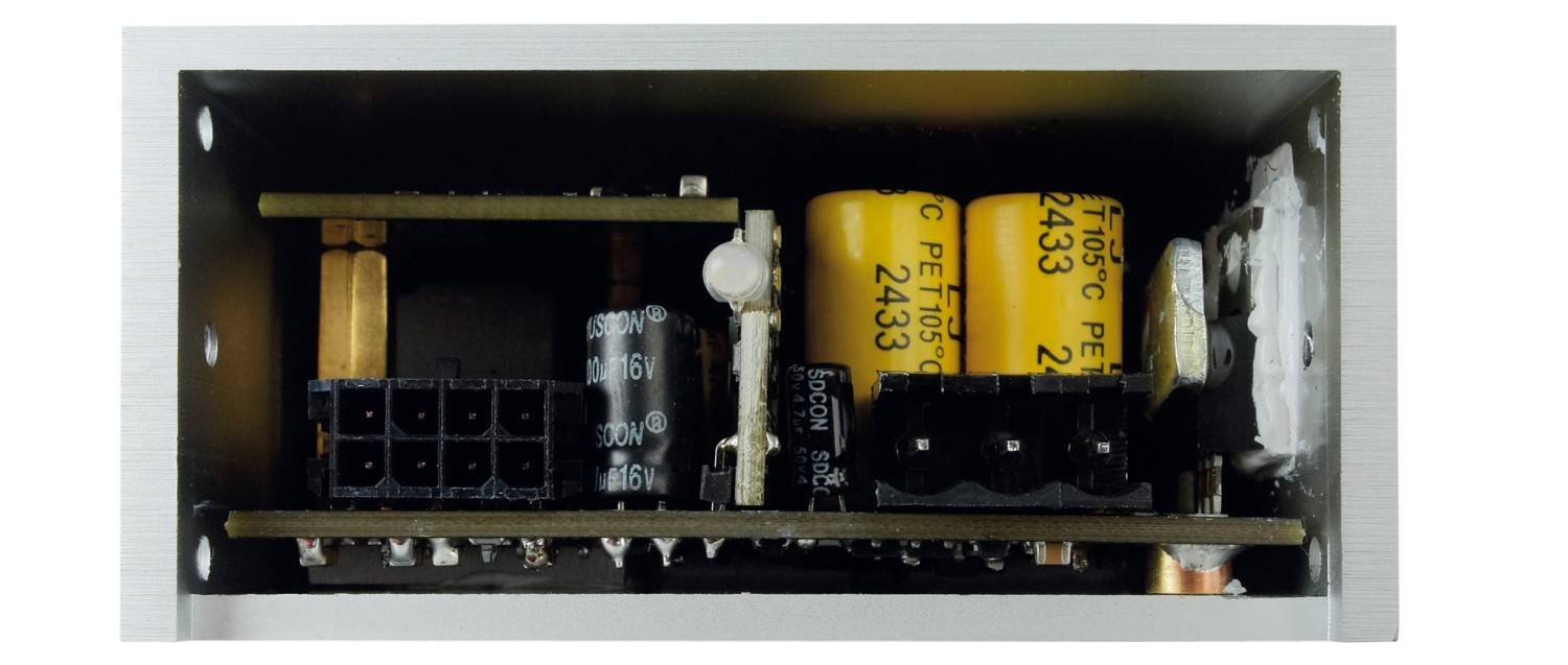 Vierkanal in nano: ESX QS-Four, Bild 2 Car Hifi Endstufe 4-Kanal ESX QS-Four im Test, Bild 2