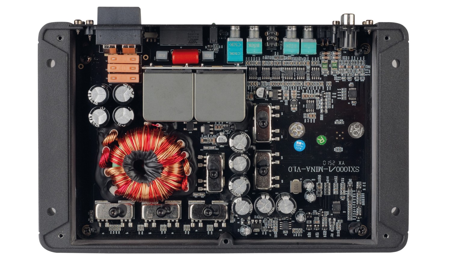 Serientest: ESX SX1000.1, ESX SX800.2, ESX SX800.4, Bild 2 Car Hifi Endstufe Mono ESX SX1000.1, ESX SX800.2, ESX SX800.4 im Test , Bild 2