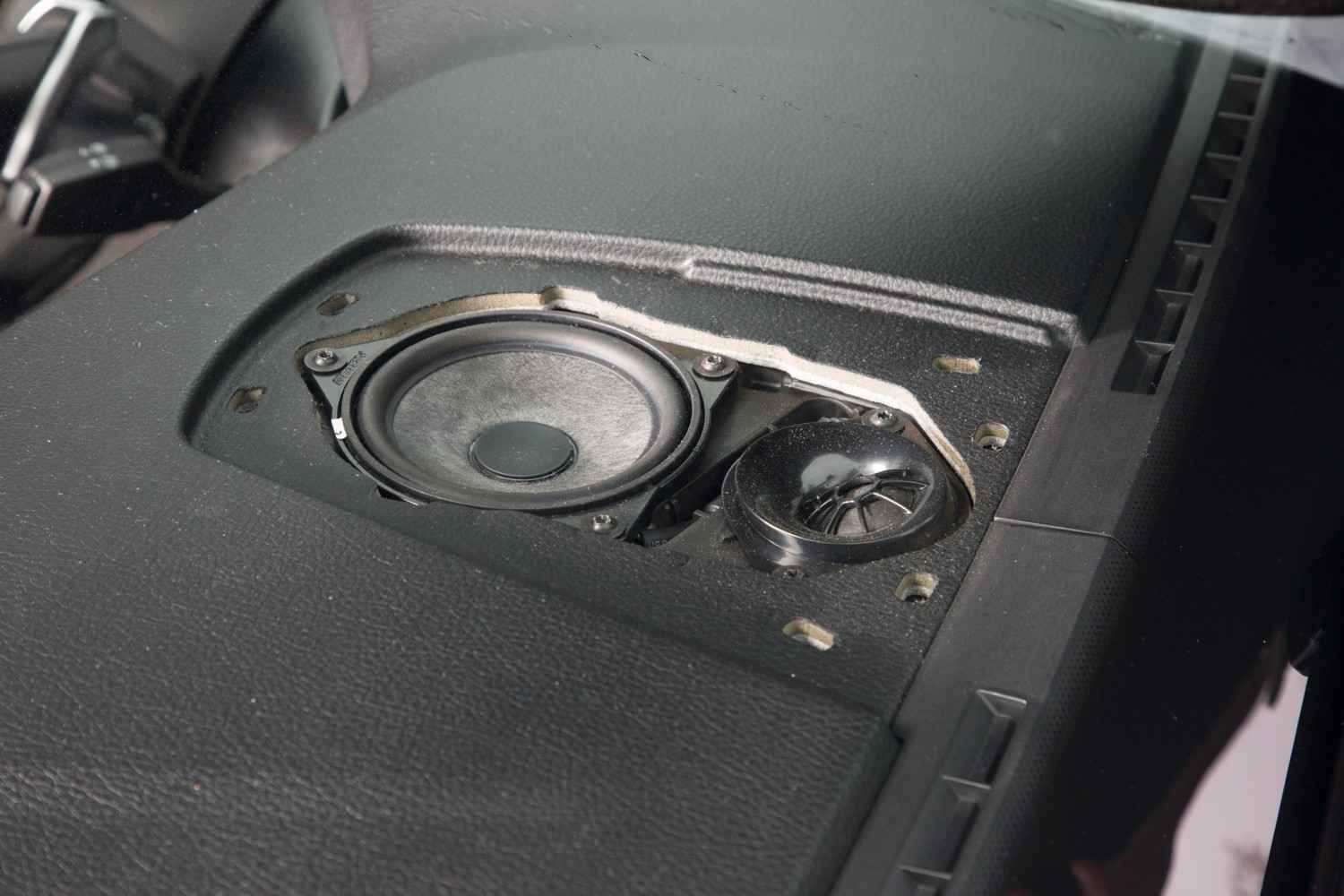 CAR HIFI INSTALLATION Eton BMW 5er F11 im Test, Bild 9