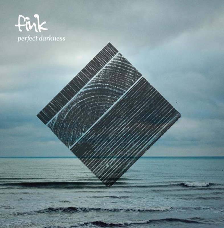 Fink – Perfect Darkness: Fink – Perfect Darkness (Ninja Tune), Bild 1 Schallplatte Fink – Perfect Darkness (Ninja Tune) im Test, Bild 1