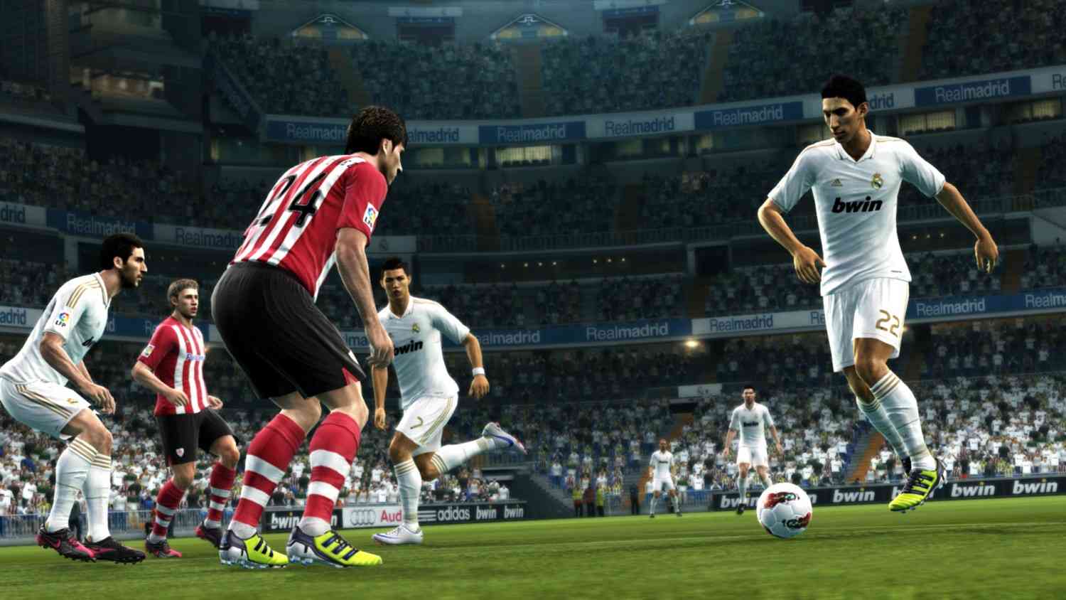 Balleroberung: Konami PES 2013, Bild 4 Games Playstation 3 Konami PES 2013 im Test, Bild 4