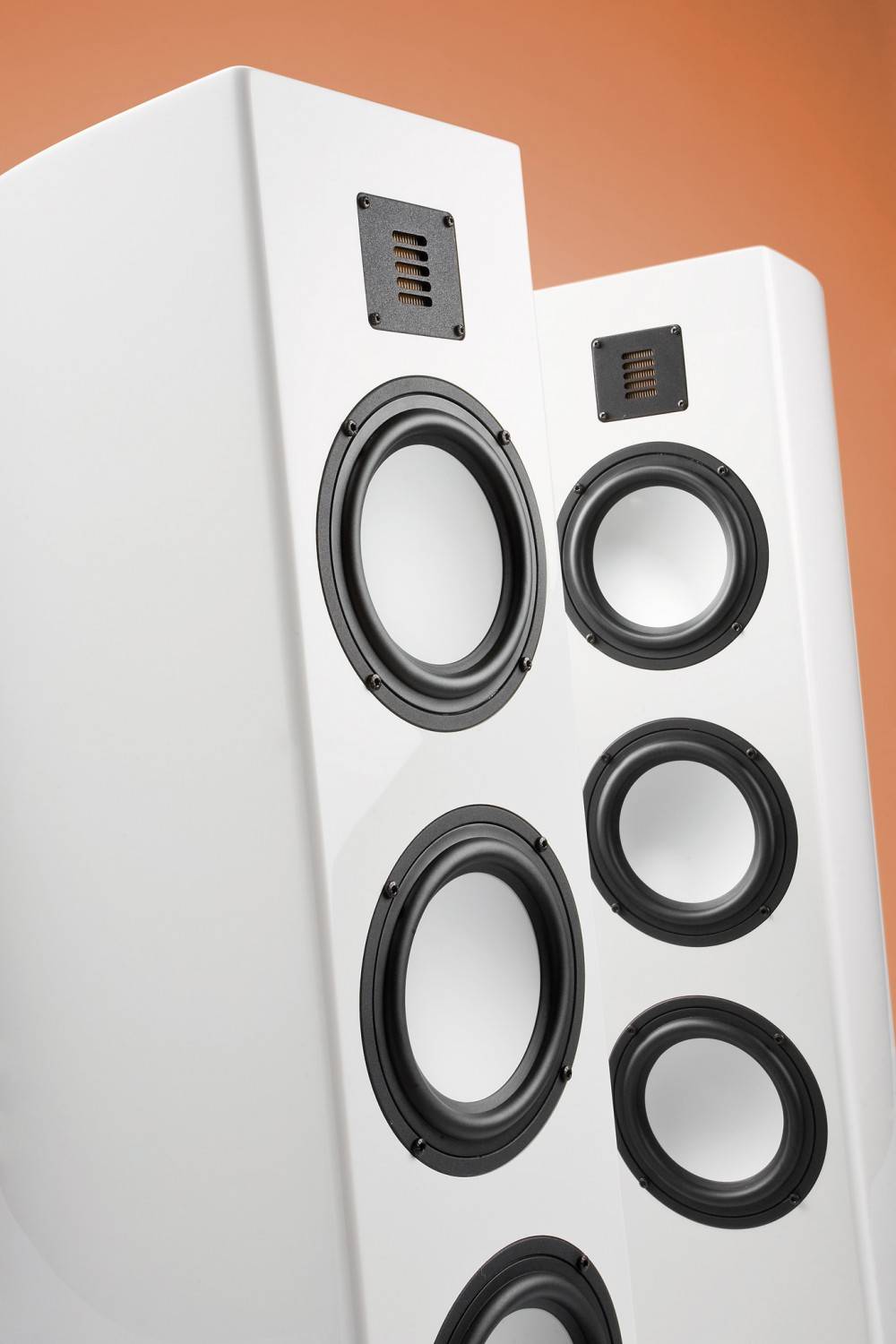 Die neue Mitte: Gauder Akustik Arcona 100, Bild 1 Lautsprecher Stereo Gauder Akustik Arcona 100 im Test, Bild 1