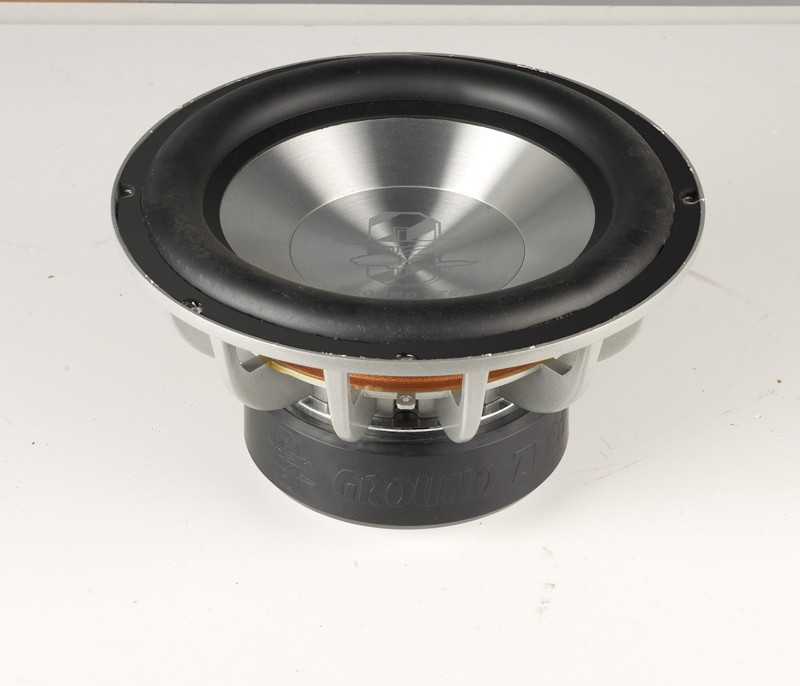 Car-Hifi Subwoofer Gehäuse Ground Zero GZHB 3000XII im Test, Bild 4