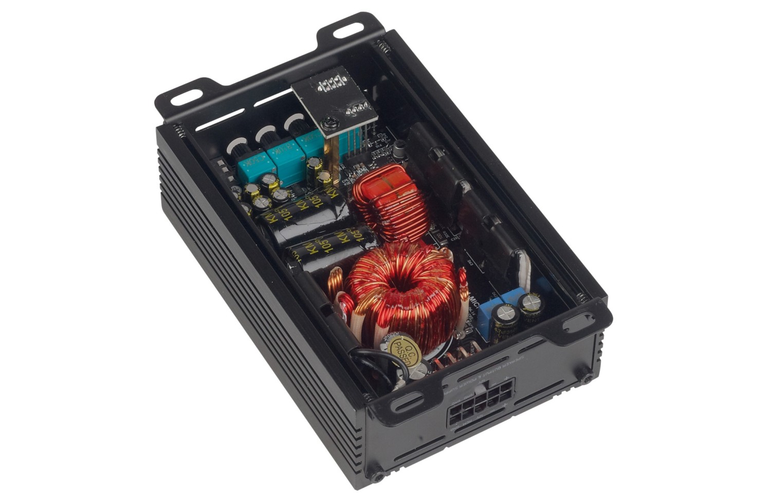 Serientest: Ground Zero GZRA 65.4-Micro, Ground Zero GZRA 450.1-Micro, Ground Zero GZRA 700.1-Micro, Bild 5 Car Hifi Endstufe 4-Kanal Ground Zero GZRA 65.4-Micro, Ground Zero GZRA 450.1-Micro, Ground Zero GZRA 700.1-Micro im Test , Bild 5