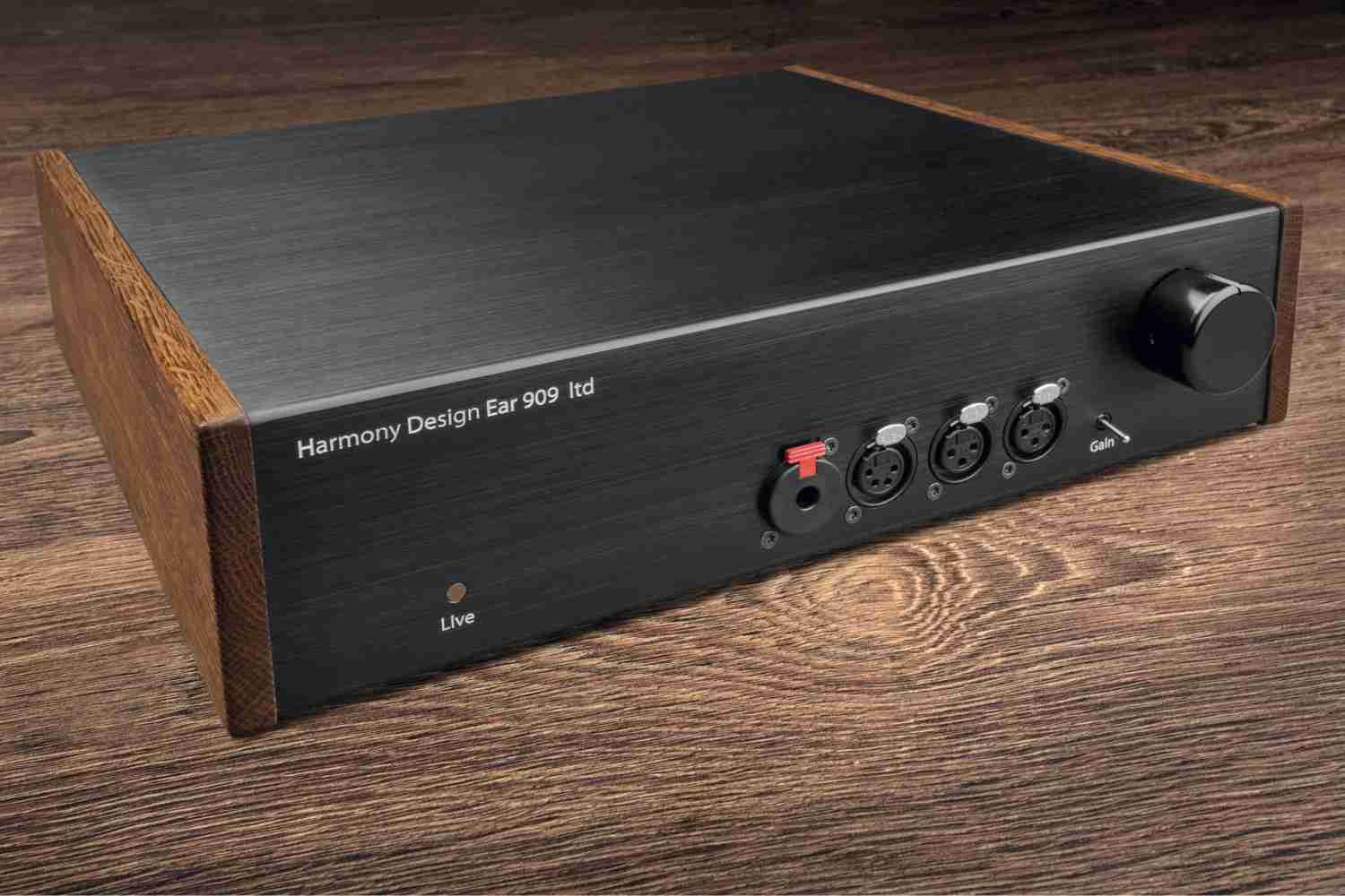 Kopfhörerverstärker Harmony Design Ear 909 ltd. im Test, Bild 1