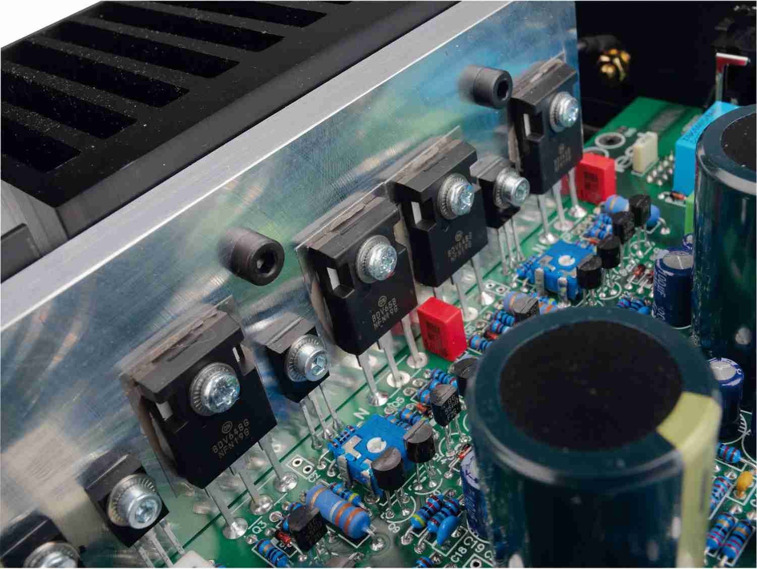 Neue alte Liebe: Heed Audio Elixir, Bild 6 Vollverstärker Heed Audio Elixir im Test, Bild 6