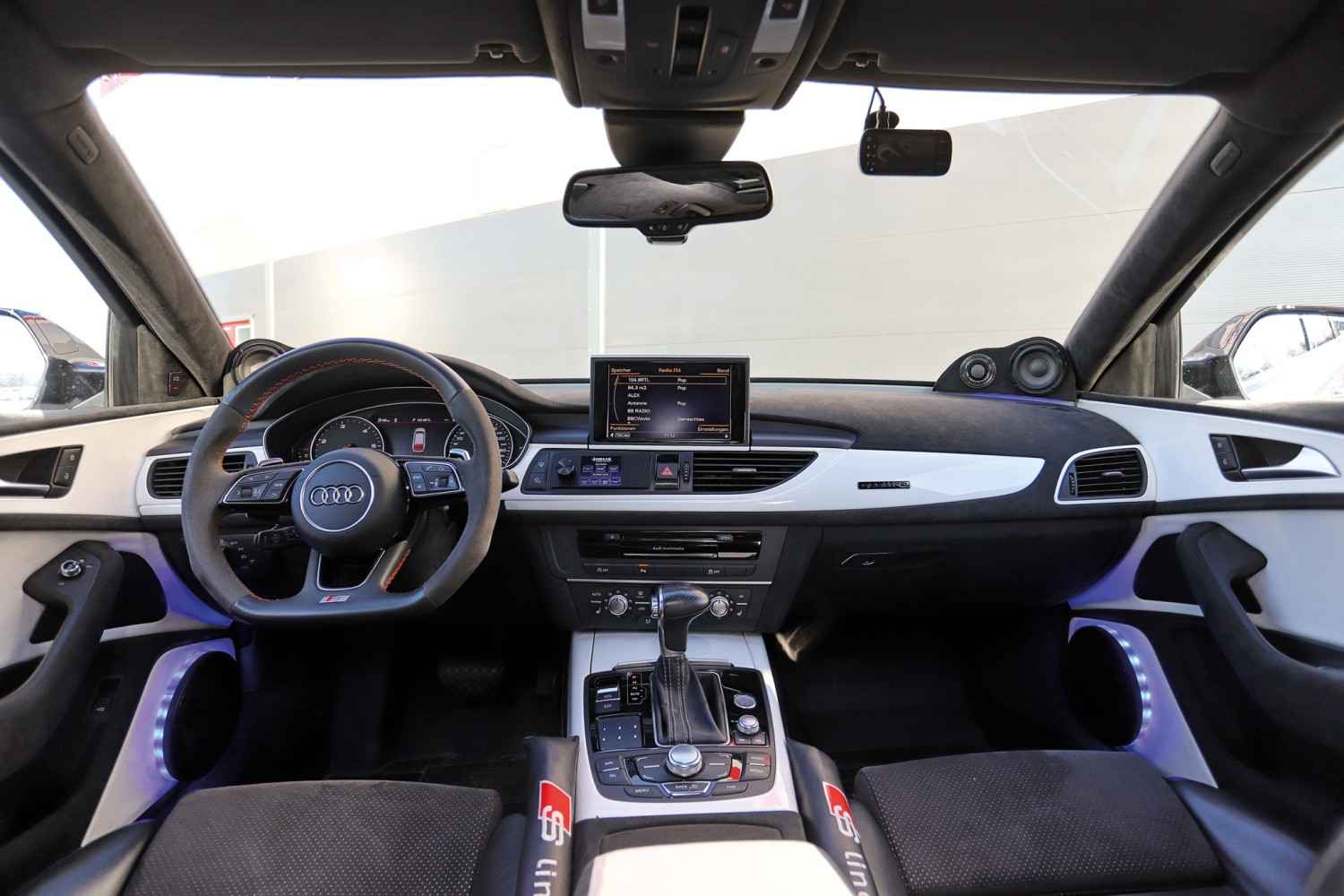 CAR HIFI INSTALLATION Helix Einbau in Audi A6 Avant im Test, Bild 6