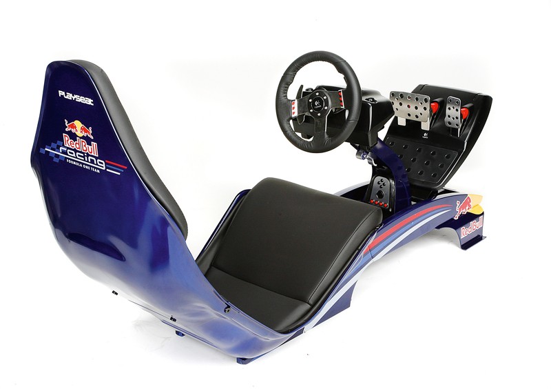 Vette(ls) Perspektive: Playseat Red Bull Racing F1, Bild 4 Hifi & TV Möbel Playseat Red Bull Racing F1 im Test, Bild 4