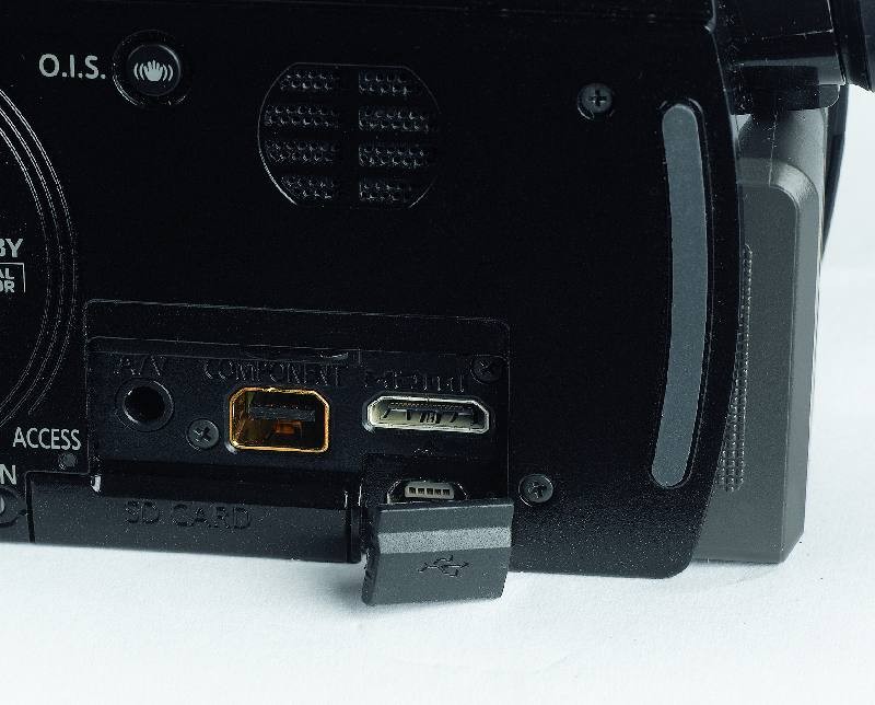 Camcorder Panasonic HDC-SD300 im Test, Bild 3