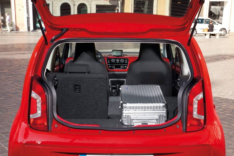 Zubehör Car-Media I-sotec VW Up Subwoofer im Test, Bild 2