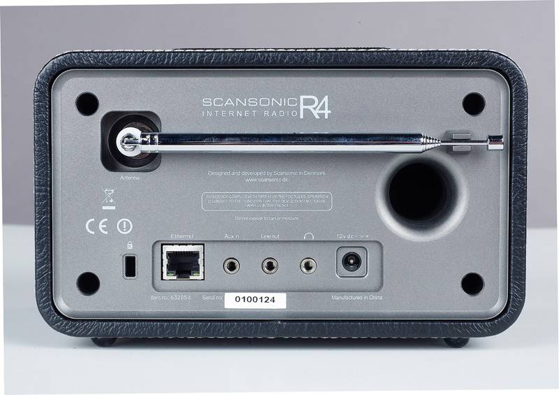 Lack und Leder: Scansonic R4, Bild 3 Internetradios Scansonic R4 im Test, Bild 3