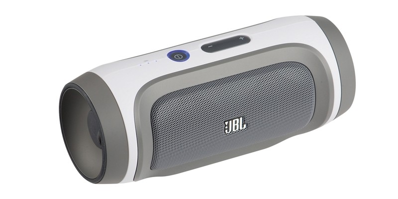 Aktivlautsprecher JBL Charge im Test, Bild 6